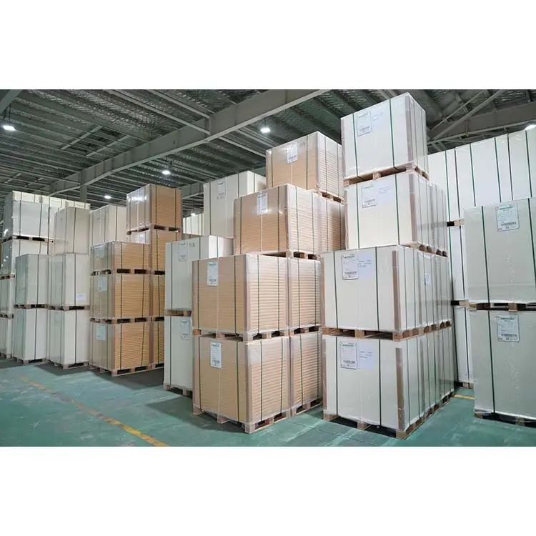 Sıcak satış geri dönüşümlü 190gsm-400gsm ambalaj karton kağıt C1S SBS FBB fildişi kurulu paketi için