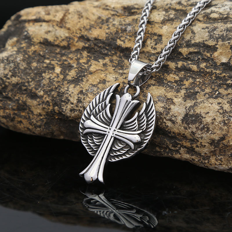 Pendentif couleur acier