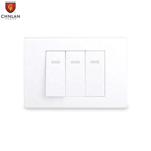 美国标准电源链接双三壁插座意大利智利多插头，带通用串行总线C型快速充电16A - Product Image 3