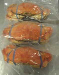 Textured Three Side Sealing Barrier Soft Vacuum Bags for Packing <strong>Alaskan</strong> and Russian King Crabs - Product Image 4