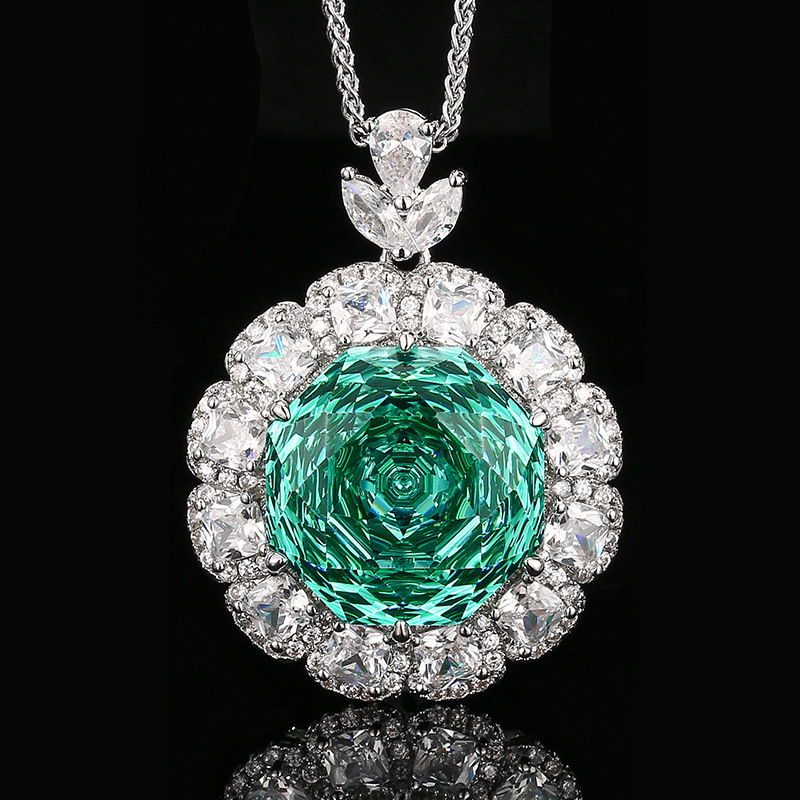 Pendentif Para vert avec chaîne Chopin
