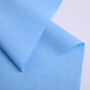 制造批发<span class=keywords><strong>40s</strong></span> 45s白色100% 棉t/c涤纶110*76 133*72府绸面料