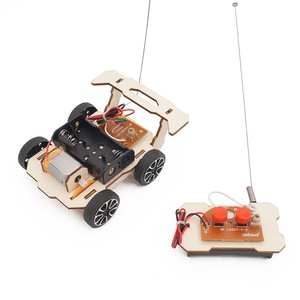 1 adet kök eğitici oyuncak inşaat kiti mühendislik manuel kablosuz uzaktan kumanda araba RC arabalar 3D ahşap DIY sanat el sanatları - Product Image 5