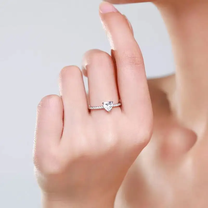 Bague en argent pour femmes, anneau de luxe léger japonais et coréen simple love 1 karat, bague en diamant de simulation