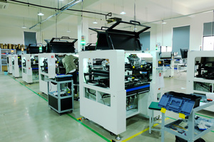 ตัวยึดชิปที่ดีที่สุดเครื่องวางส่วนประกอบ PCBA อัตโนมัติแบบ SMD อุปกรณ์การผลิตหลอดไฟ LED ในประเทศจีน - Product Image 5