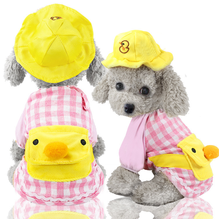 Chapeau jaune canard à carreaux roses