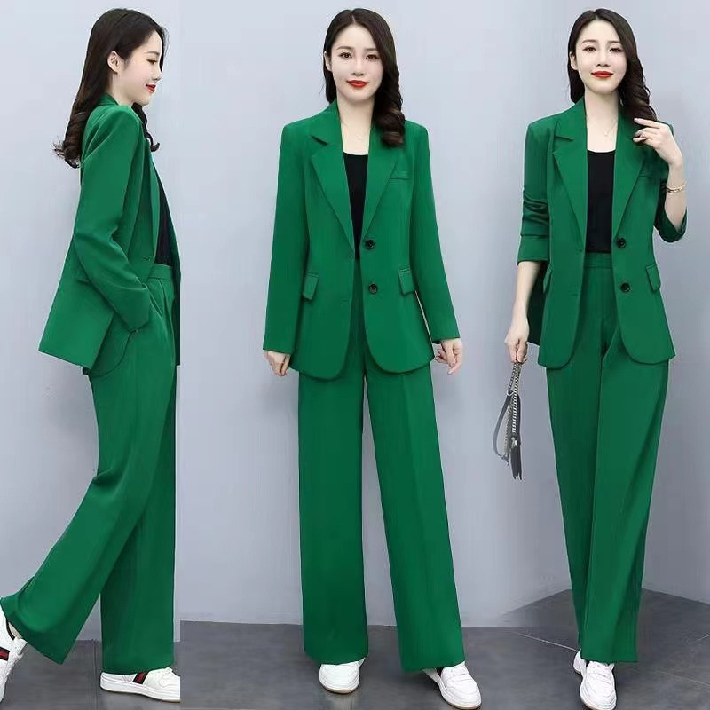 Green womens blazer suit set