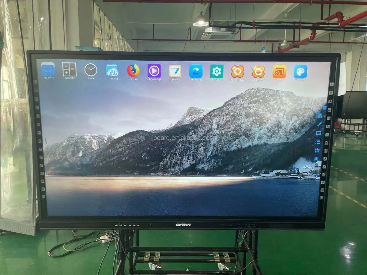 Fábrica IR 20 Ponto De Toque Embutido Sistema Android LED Touch Screen Display LED Interativo Whiteboard Monitor Com Quadro