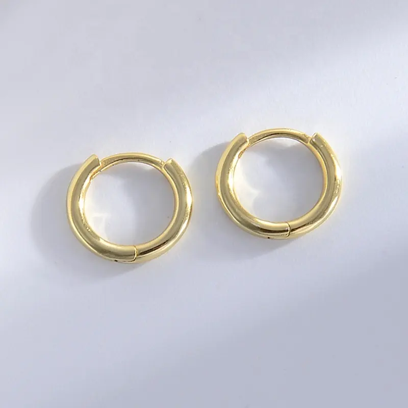 Orecchini a cerchio rotondi in argento sterling 925 di alta qualità placcati in oro 18 carati piccoli orecchini huggie donna uomo