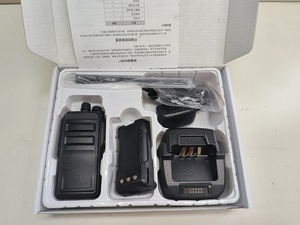 Tragbare UKW-UHF-Funks prech anlage Hochleistungs-10-W-Funkbasisstation mit großer Reichweite Günstiges Handheld-Walkie-Talkie