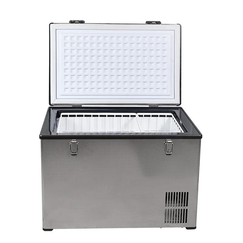 Réfrigérateur portatif de voiture de congélateur de voiture pour le mini réfrigérateur de véhicules avec les paniers démontables 80L
