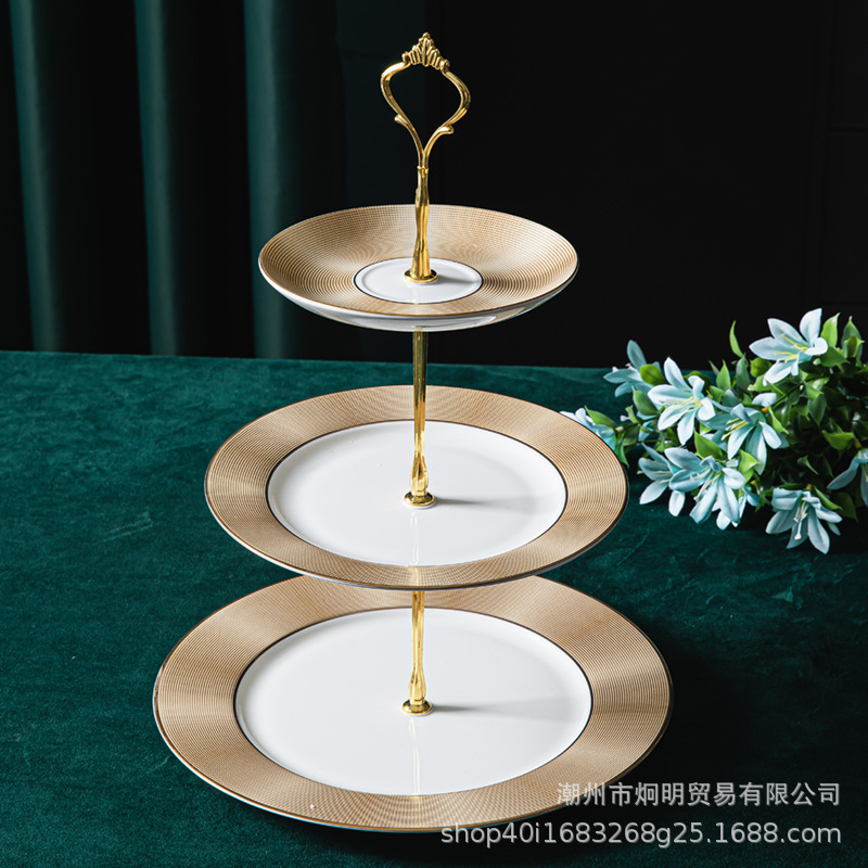 Plateau à dim sum à trois niveaux