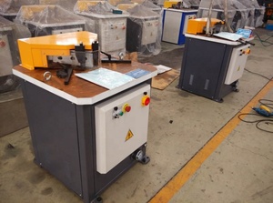 Torno Notcher Máquina de muescas de chapa de ángulo de corte hidráulico para la fabricación de utensilios de cocina - Product Image 2