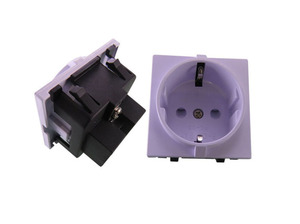 基本3ピンAC電源ソケットプラグ250V 10Aプラスチック材料 - Product Image 6