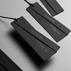 Best Selling Luxury Clothing Chalkboard Custom Garment Embossed Black Price Labels Papel Marca Logo <span class=keywords><strong>String</strong></span> Pendurar <span class=keywords><strong>Tags</strong></span> para roupas