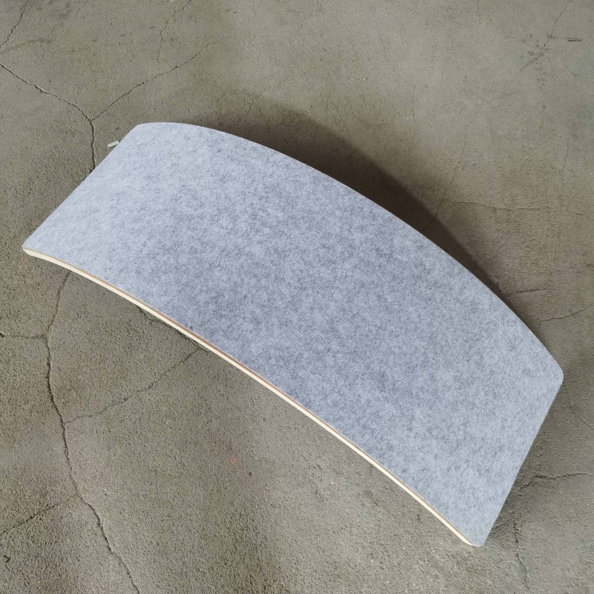 Balance board in feltro grigio canapa