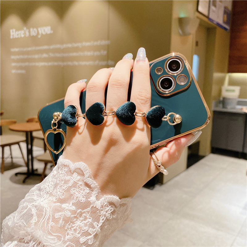 Cuore di pelliccia verde