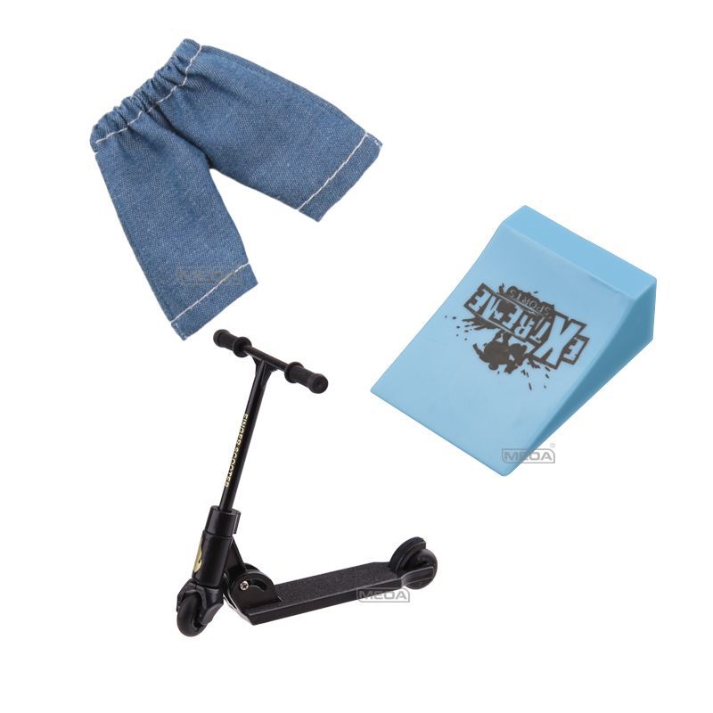 Balance Scooter + Jeans + Pente