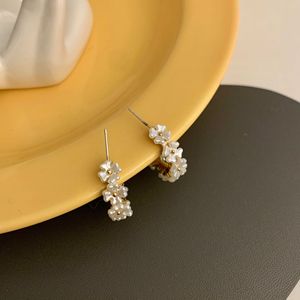 Ed2465ファッションジュエリーフラワーシェルフープイヤリング卸売バルク - Product Image 5