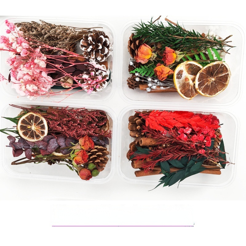 Random dried flower materials