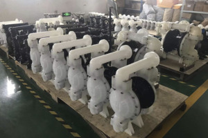 Ginkai 1 1/2 "<span class=keywords><strong>PTFE</strong></span> เมมเบรน PP ทำงานด้วยอากาศปั๊มโลหะ PP ยอมรับ OEM ไม่มีมอเตอร์สามารถแห้งทำงานด้วยอากาศที่ไม่ใช่โลหะ