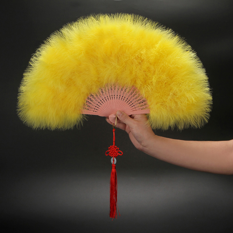 Velours jaune doré