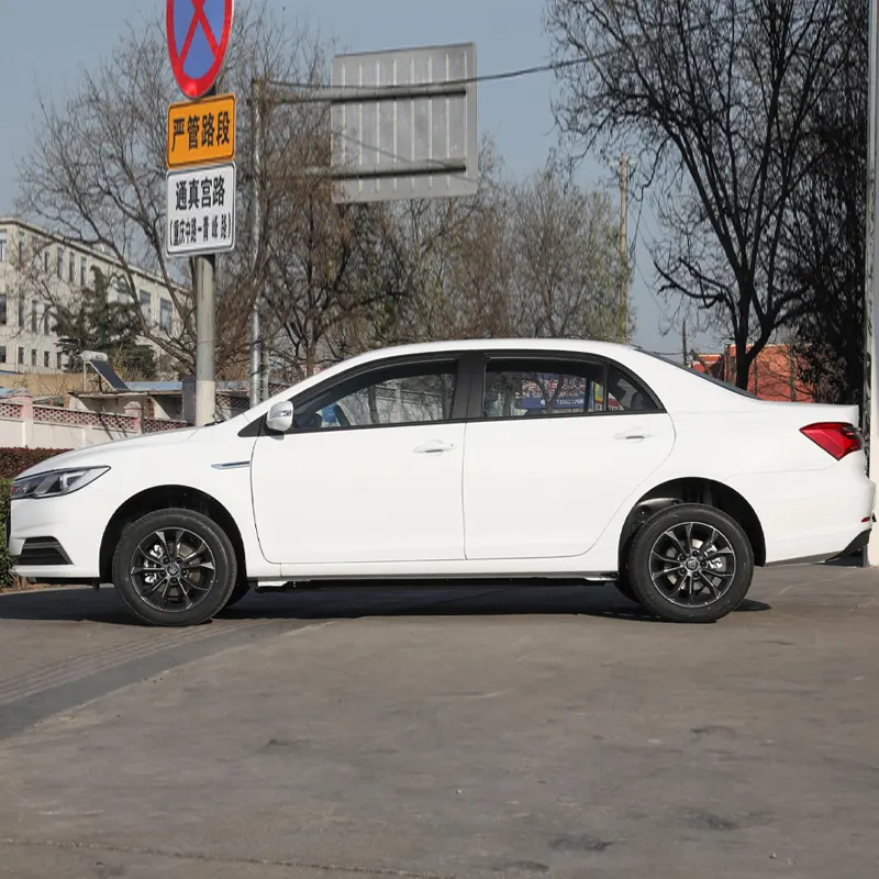 預金2023 Byd Qin PlusEv真新しい中古電気自動車130Km/h電気自動車4輪耐久性のある電気Ev車範囲450
