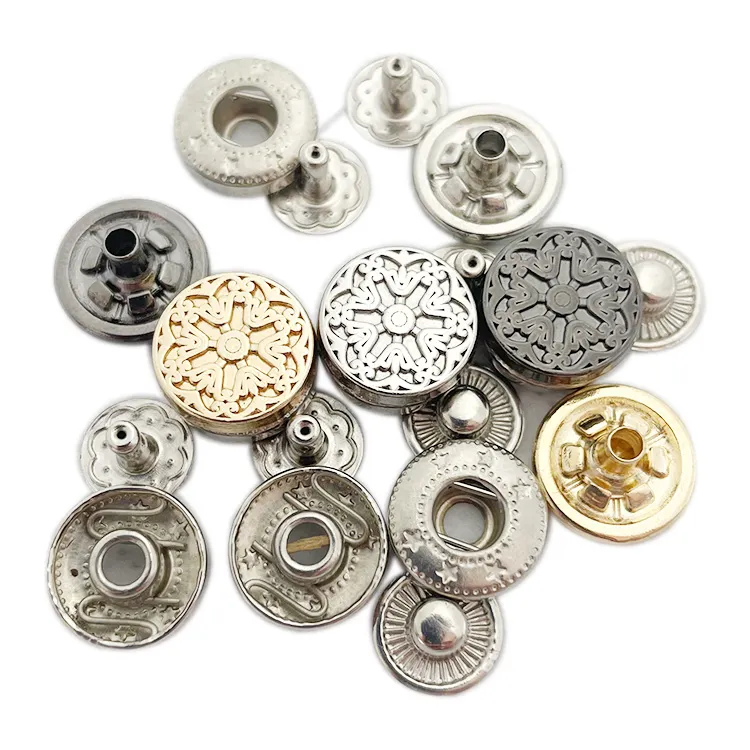 2021 konfeksiyon aksesuarları özel 12mm kabartmalı Logo basın Metal baskı giysiler için düğmeleri