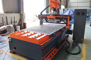1325 4 Axis Swing Head <strong>CNC</strong> Router ATC for Furniture Factory <strong>Use</strong> Motor Pump Core Components NC Studio Syntec Richauto <strong>DSP</strong> <strong>Control</strong> - Product Image 4