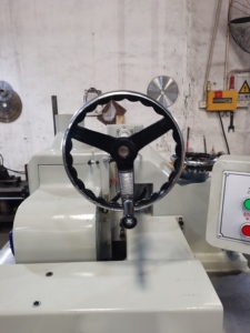MJ153 otomatik kenar kesme alt düz çizgi tek rip testere tablosu - Product Image 3