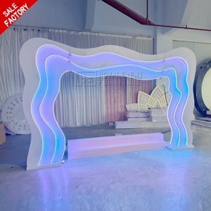 <span class=keywords><strong>Fancy</strong></span> New phong cách trang trí sân khấu đám cưới <span class=keywords><strong>Backdrop</strong></span> đèn <span class=keywords><strong>LED</strong></span> Acrylic vòm <span class=keywords><strong>Backdrop</strong></span> đứng cho các sự kiện đám cưới - Product Image 3