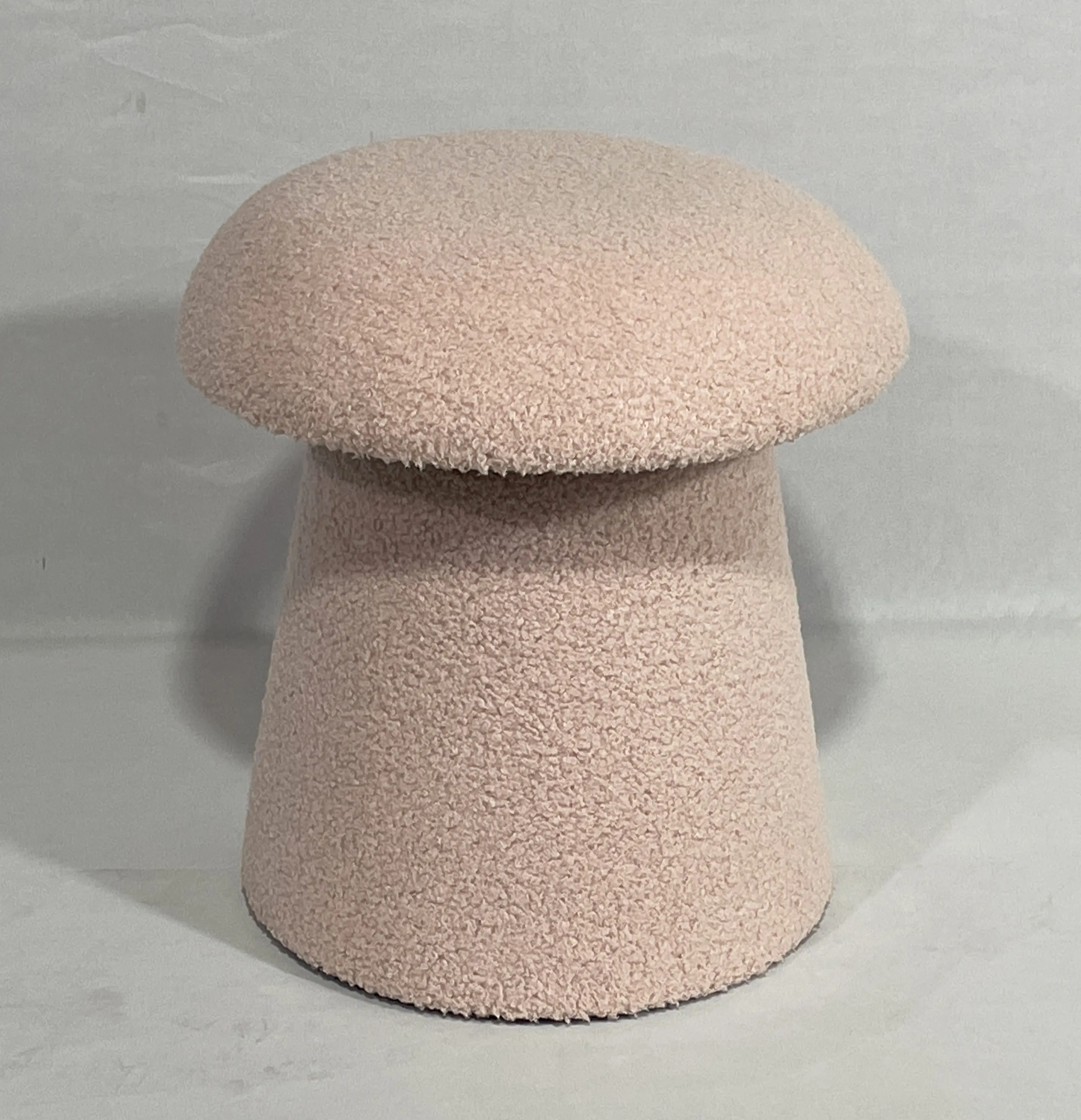 Fuzhou Fytch sala cadeira estofos cogumelo forma fezes esperando pufe público molde espuma tecido pufe assento