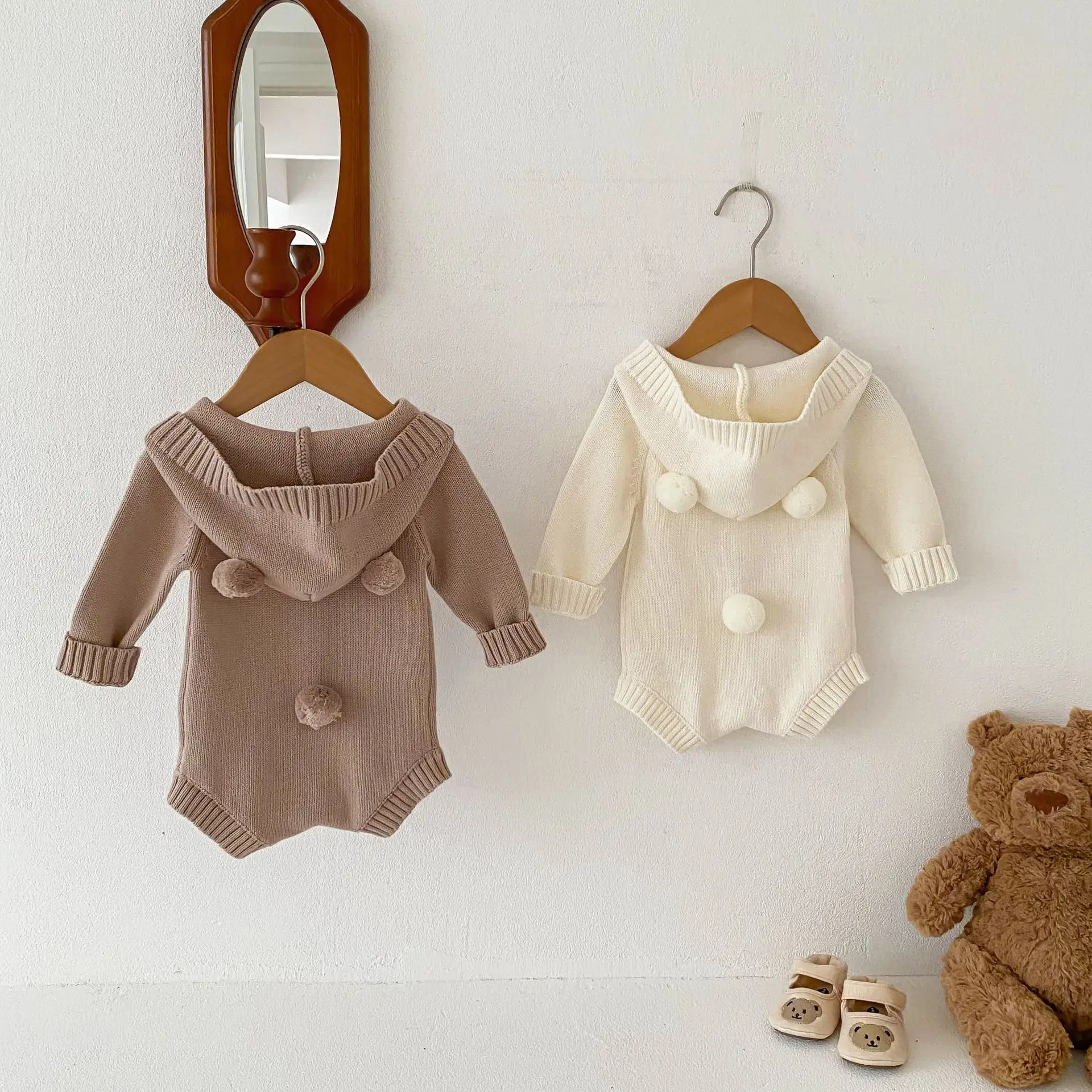Vêtements pour bébés automne hiver ins enfants bébé combinaison en laine tricotée automne nouveau-né mignon barboteuse
