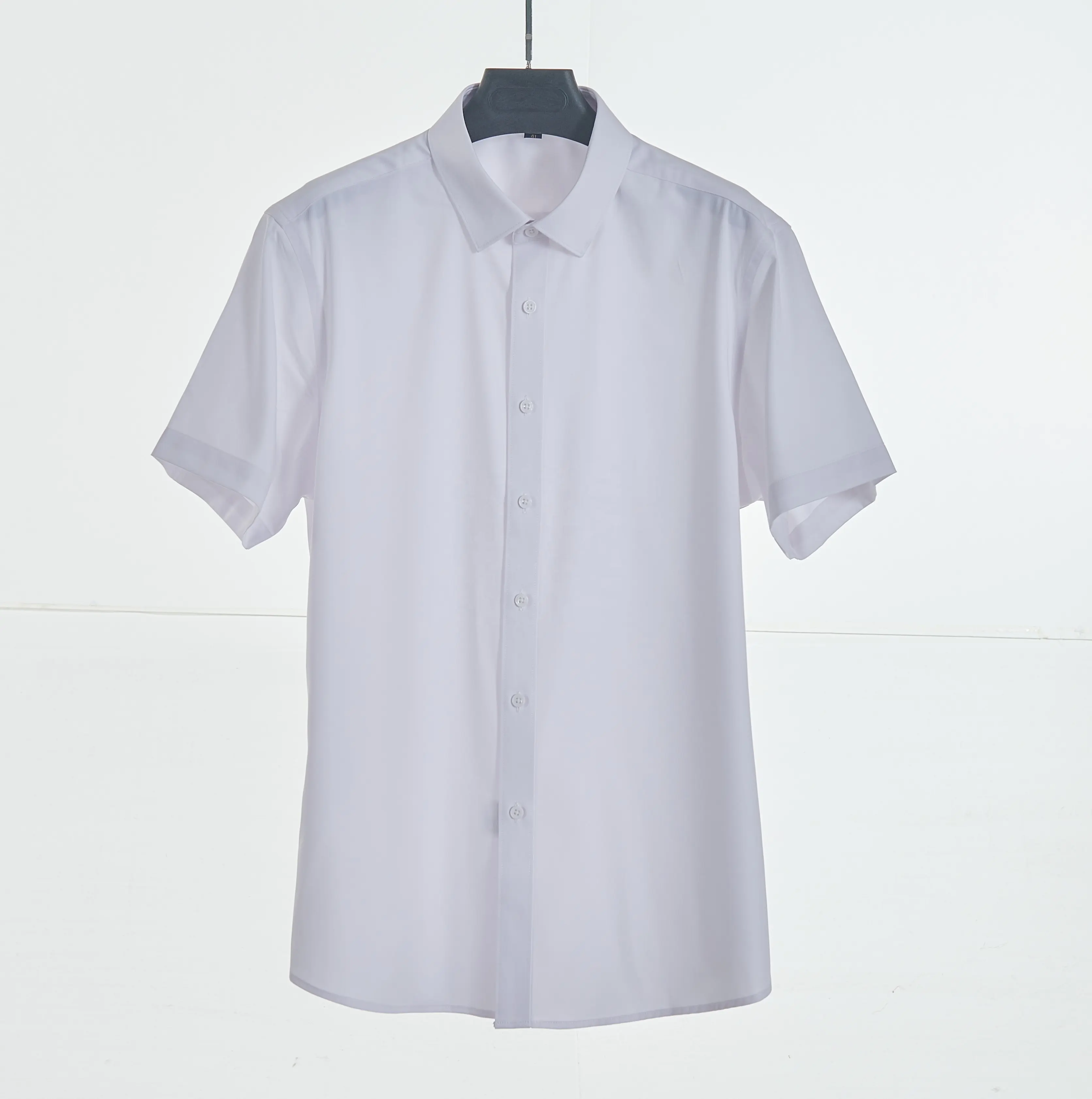 37 Anti-rughe liquido filato di ammoniaca tinto Jacquard lussureggiante bianco cotone italiano tessuto camicia per abiti camicetta