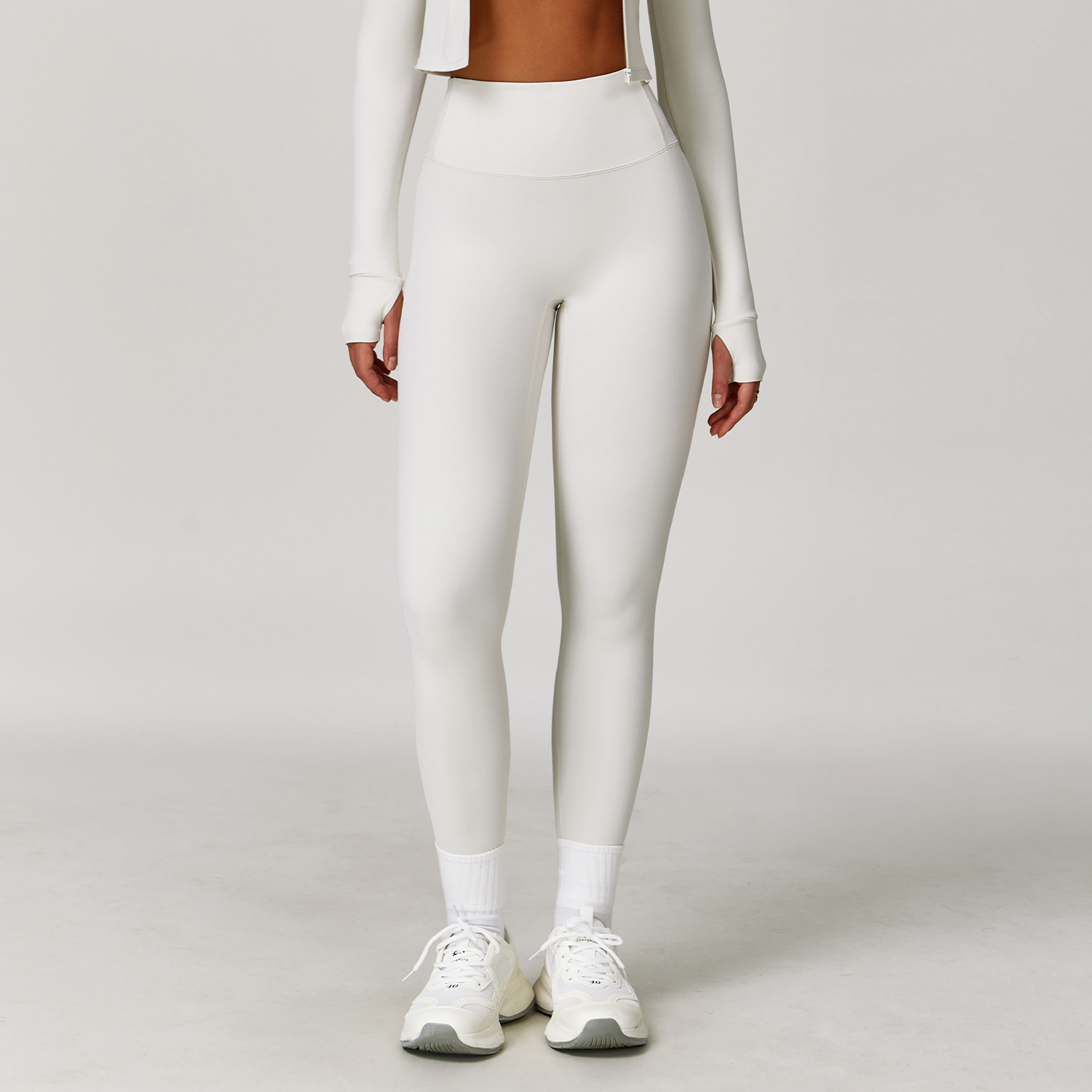 White (leggings)
