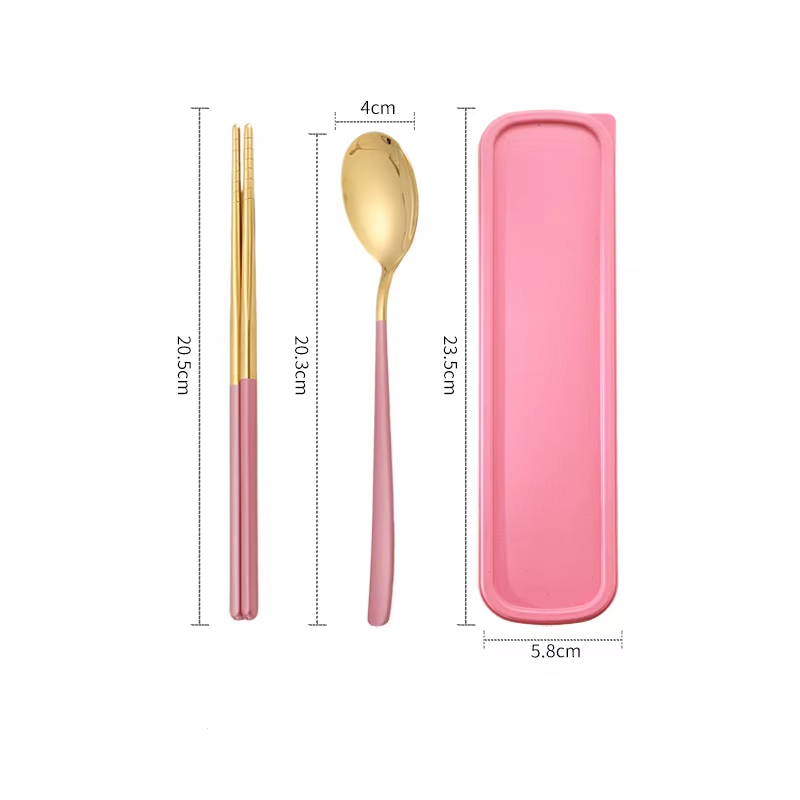 Ensemble deux pièces en or rose (cuillère + baguettes + boîte)