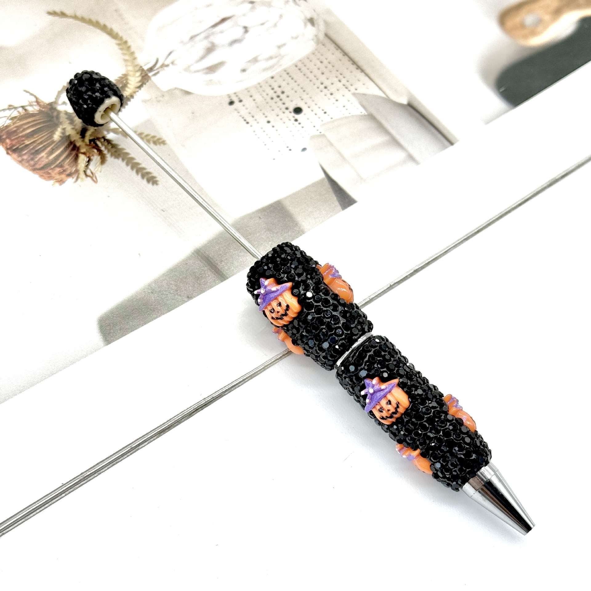 Calabaza con sombrero morado-diamante negro-bala tipo 10