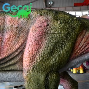 Gecai将机器人三角龙恐龙用于公园