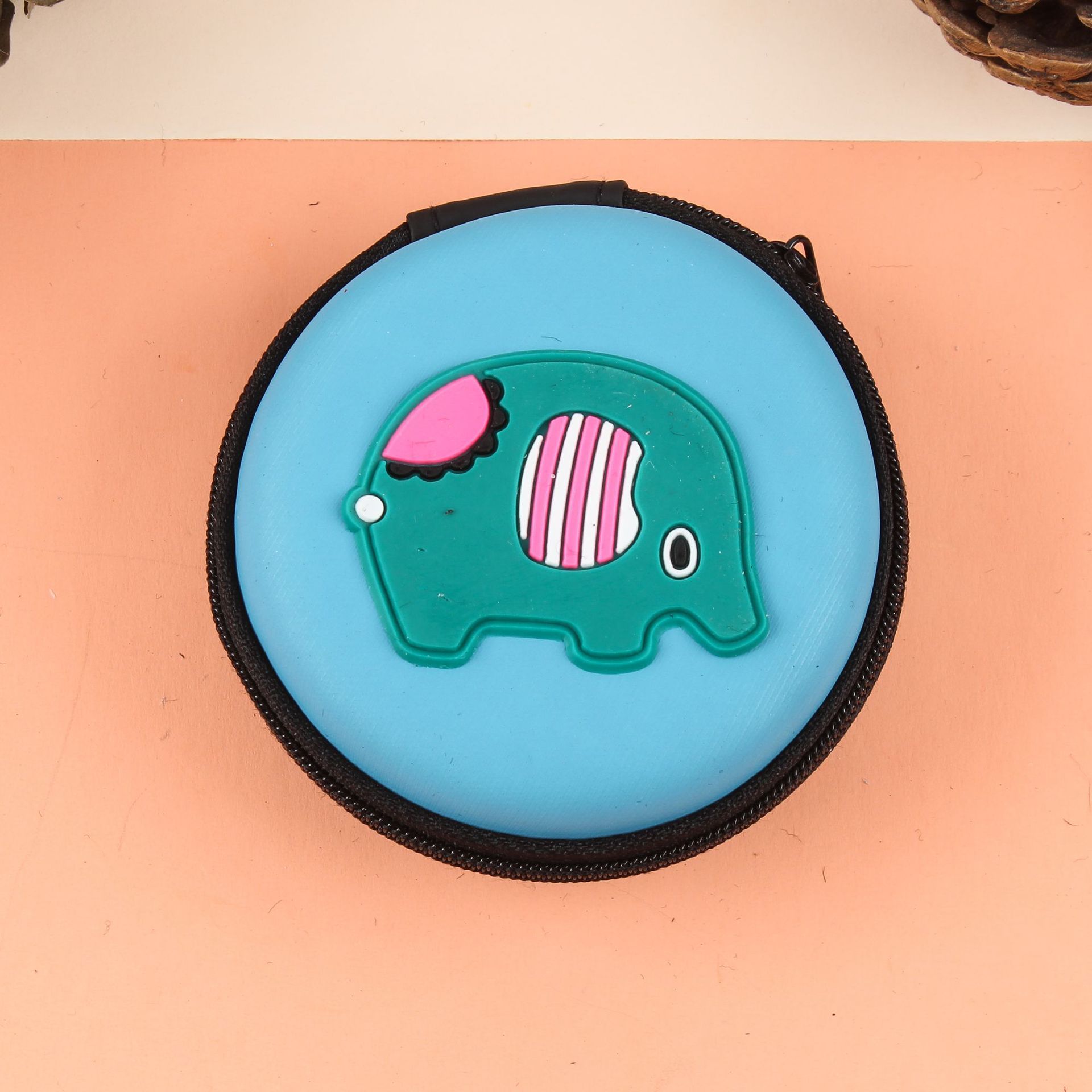 pequeño elefante