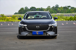 כלי רכב חשמליים חדשים changan mazda EZ-6 סדאן חשמלי טהור 5 דלתות 5 מושב mazda 6 ב מכונית משומש מכונית cx5 <span class=keywords><strong>rx8</strong></span> במלאי 2024 2025