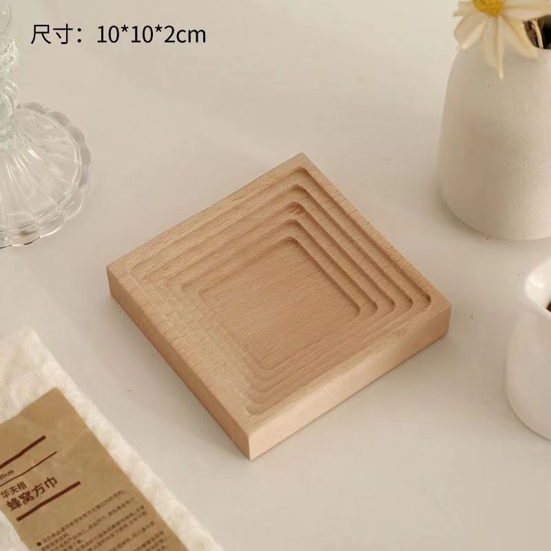 Pièce carrée en bois de hêtre (10*10*2cm)
