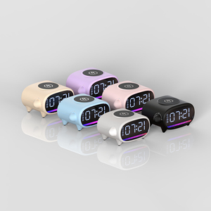 Smart Digital Desktop Clock 15Watt kabelloses Laden Bluetooth-Lautsprecher 5.3 20-Farben-LED-Funktemperatur-Thermometer-Akku - Product Image 5