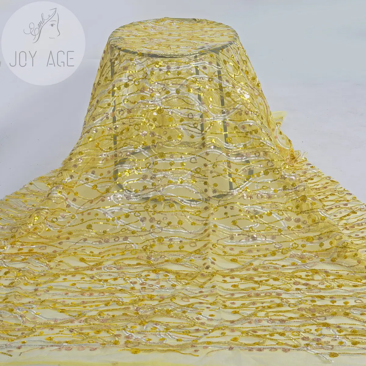 Giallo Della Maglia Materiale Del Merletto Della Nappa Strisce di Tessuto Paillettes Per Il Partito di Sera Abiti