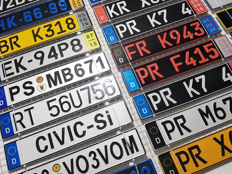 Design Custom License Plate