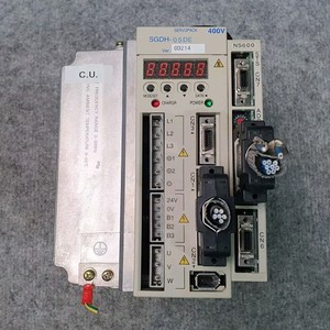 SGDH-05DE-OY servomotore AC nuovo nella scatola con PLC PAC e servomotore YASKAWA controller dedicati - Product Image 2