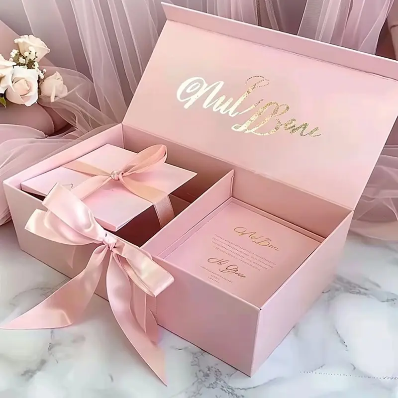 Custom rosa di lusso Lingerie di Lingerie scatole di carta rigida con scatola regalo magnetica pieghevole con nastro abbigliamento consegna