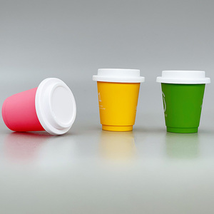 植物ベースの再利用可能なコーヒーカップ5オンス、ポータブルトラベルコーヒープラスチックカップ