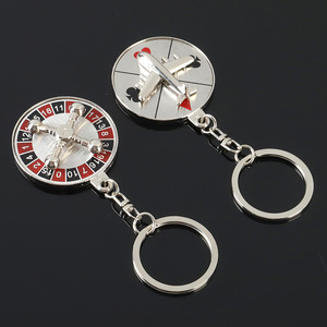 Sáng Tạo Cổ Điển Phong Cách Thép Không Gỉ Nga Roulette Keychain Kim Loại Bền Casino Đạo Cụ Và Người Giữ Chìa Khóa - Product Image 2
