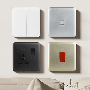 Switched Socket 13A BS UK Britische Double Gang MF-Buchse Multifunktions-Kunststoff-Steckdose aus Kunststoff mit USB-Anschluss - Product Image 4