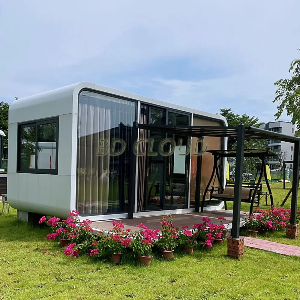 Mobile Modular homes factory customized outdoor glass bright cottage camping hotel For Couples Holiday Cottage Star Roof House